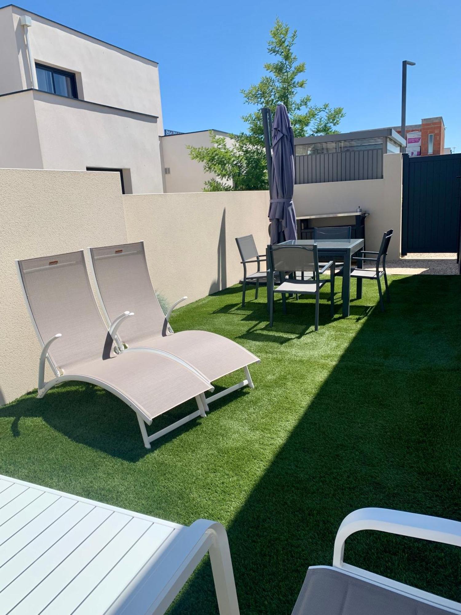 Casita: Votre Oasis De Detente Sérignan Extérieur photo